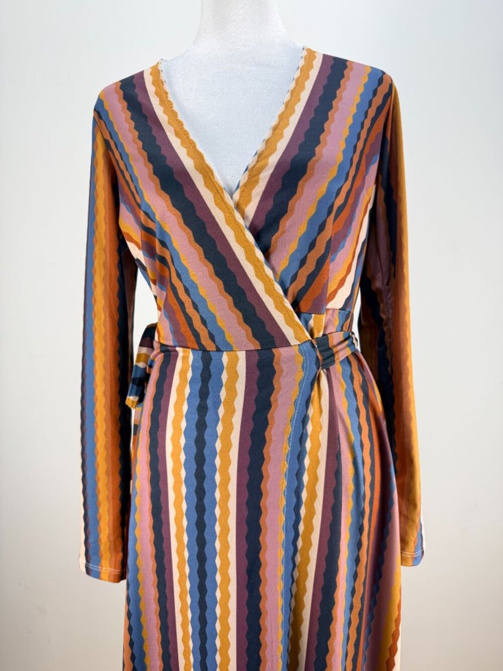 VICI Wrap Maxi Dress Striped Boho Long Sleeve Multicolor Size M - Picture 13 of 14